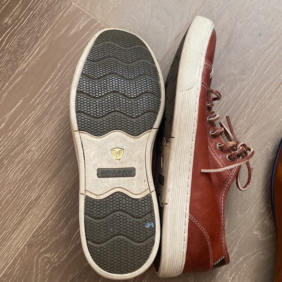 Sperry Gold cup series shoes - Picture 2 of 4